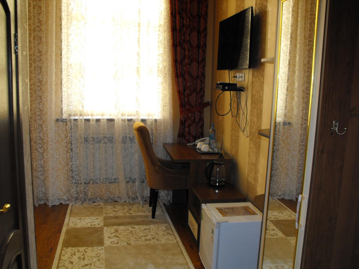 Complex Bella Vista Hotel Kyzylorda Exterior photo