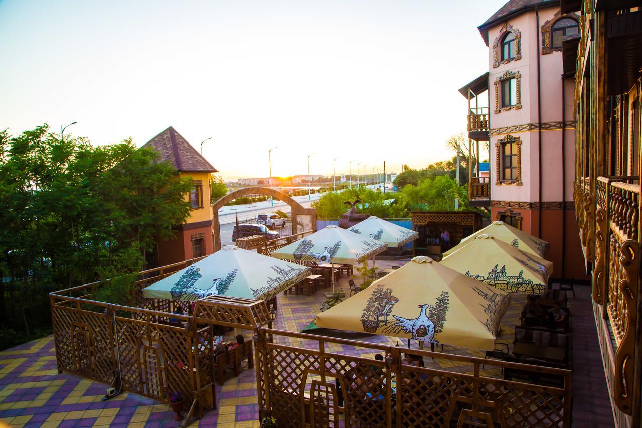 Complex Bella Vista Hotel Kyzylorda Exterior photo